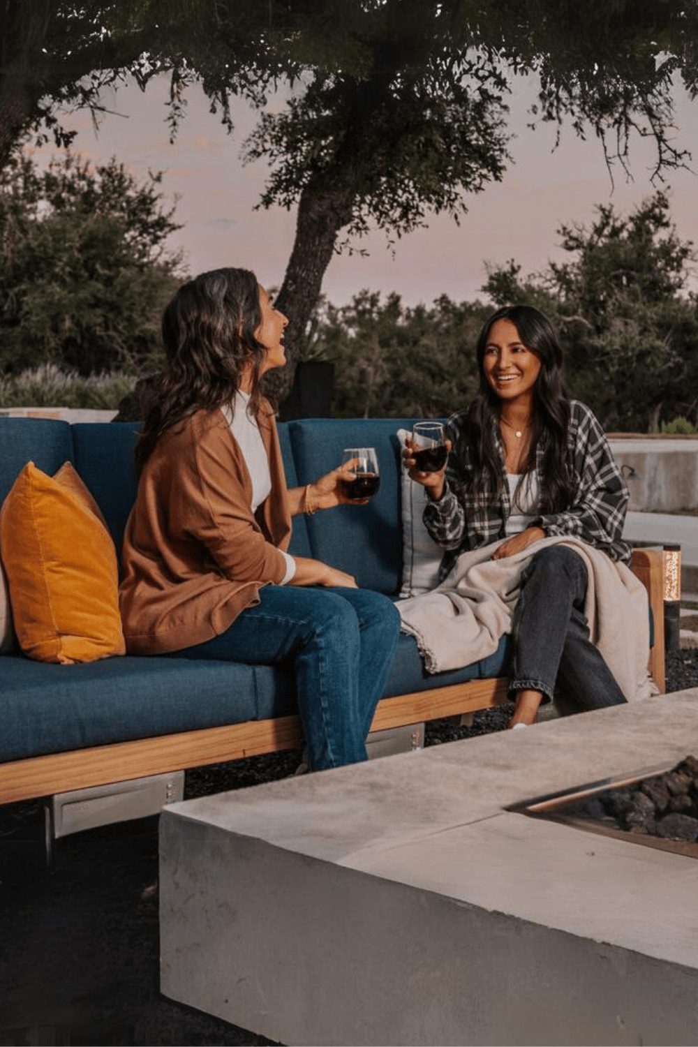 The Ultimate Guide to Outdoor Entertaining: Creating Memorable Gatherings Year-Round
