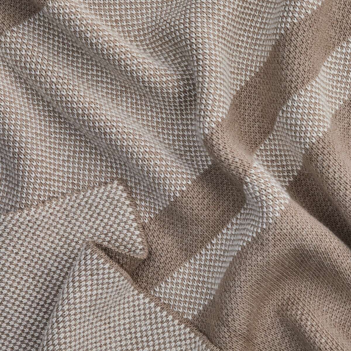 Signature Outdoor Throw