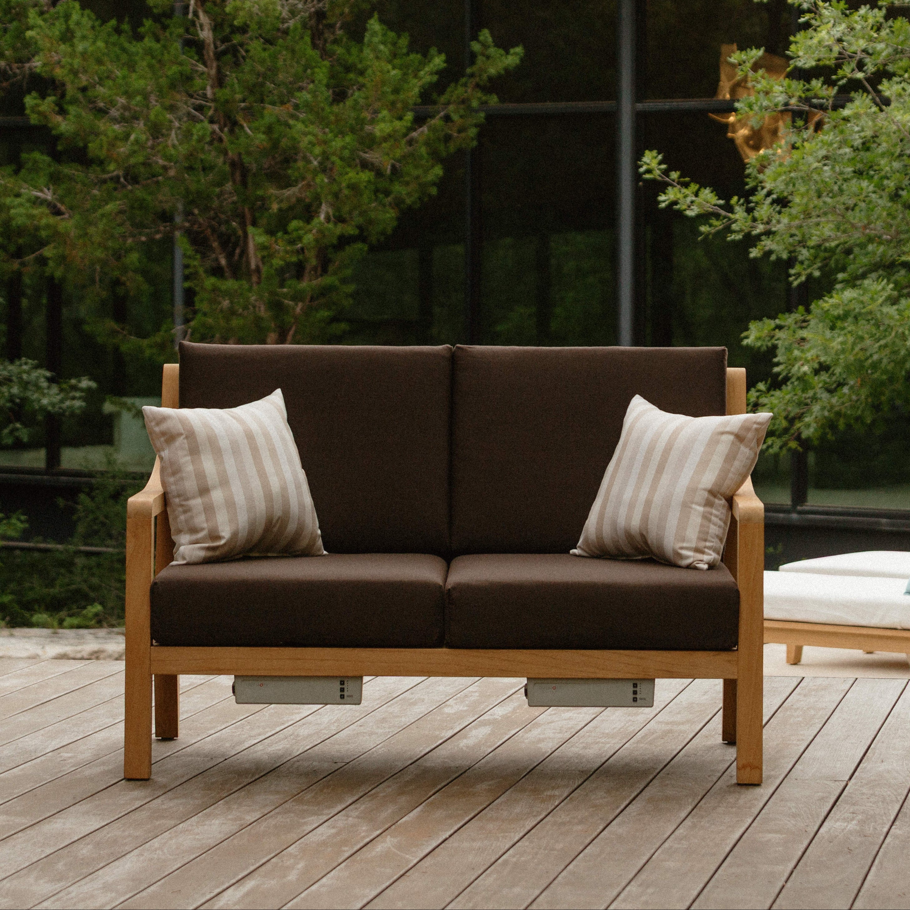 Signature Outdoor Throw Pillow