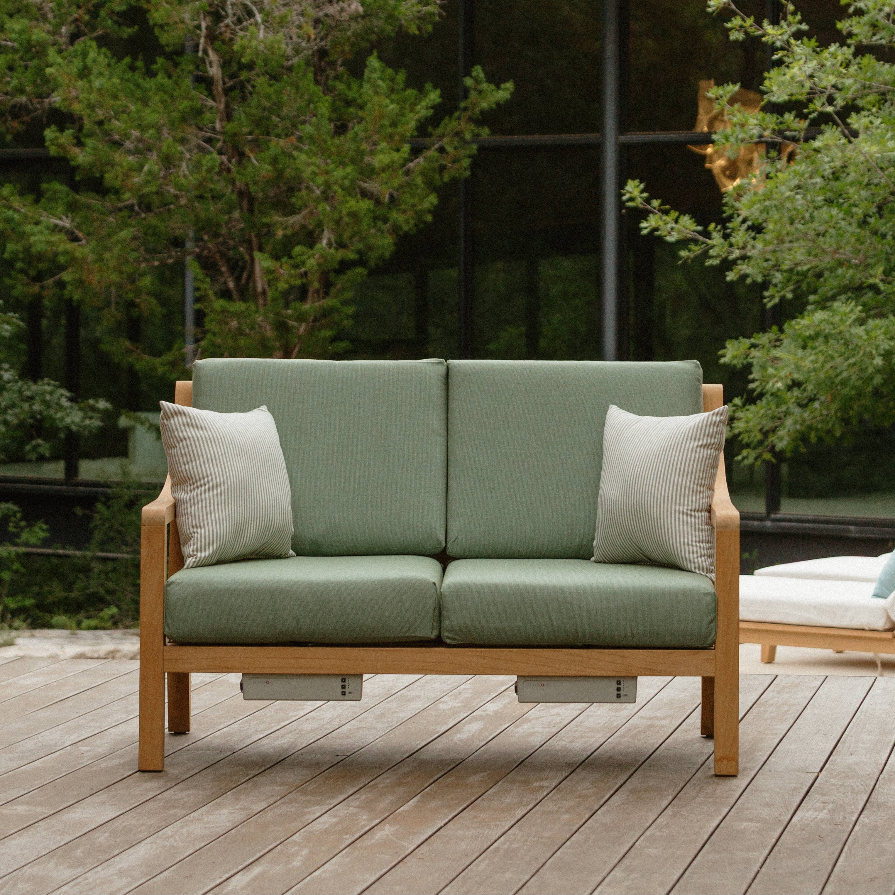Signature Outdoor Throw Pillows
