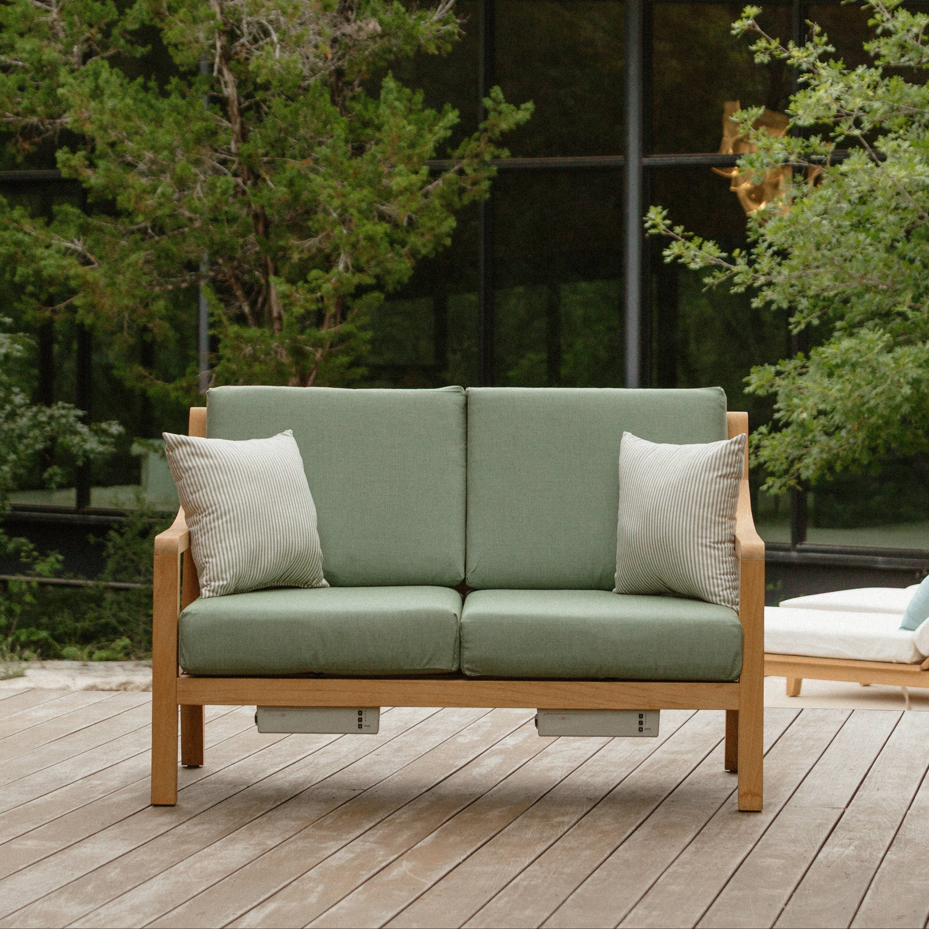 Signature Outdoor Throw Pillow