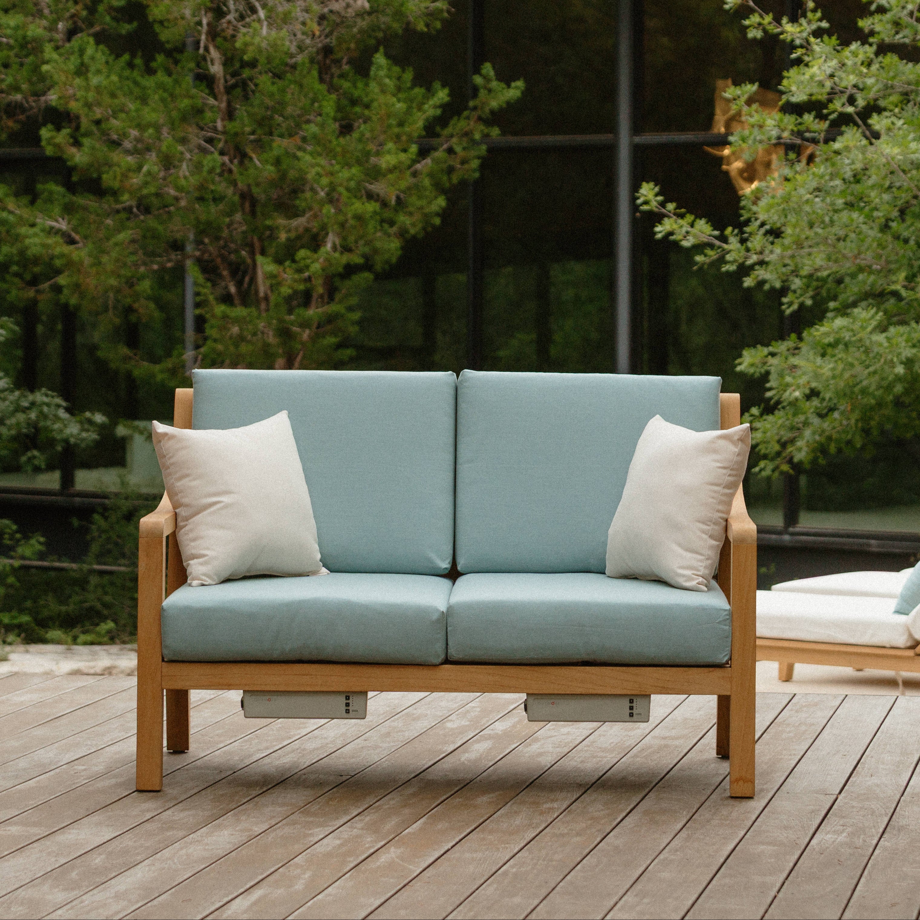Signature Outdoor Throw Pillow