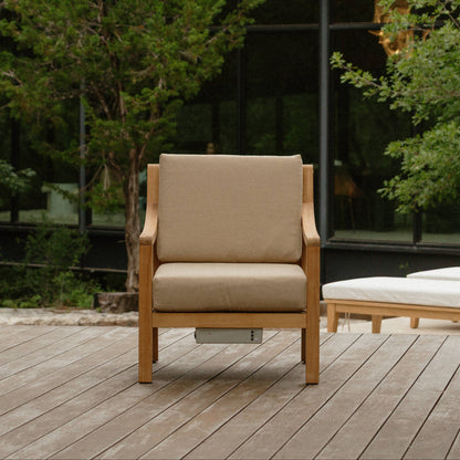 Heated Outdoor Teak Lounge Chair 