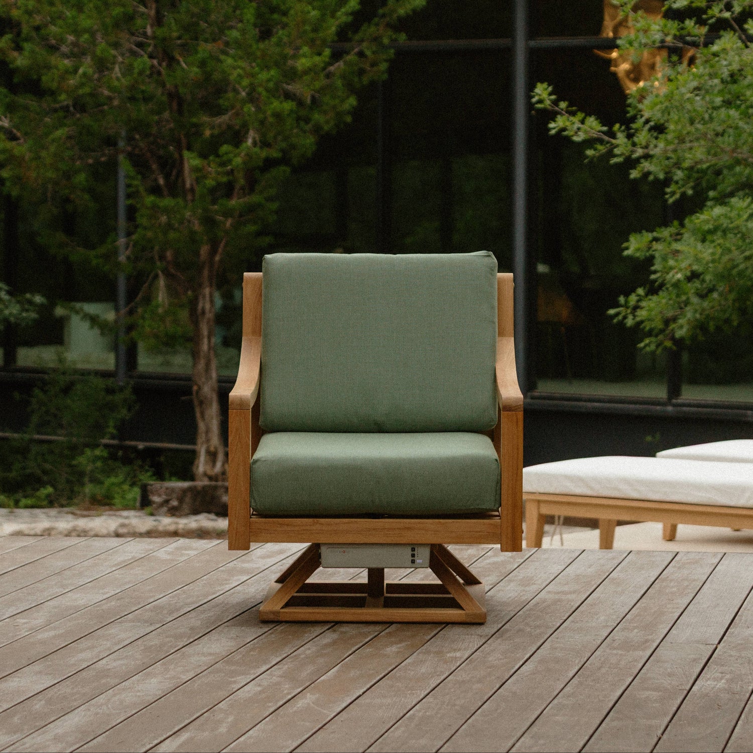 Heated Outdoor Teak Swivel Chair 