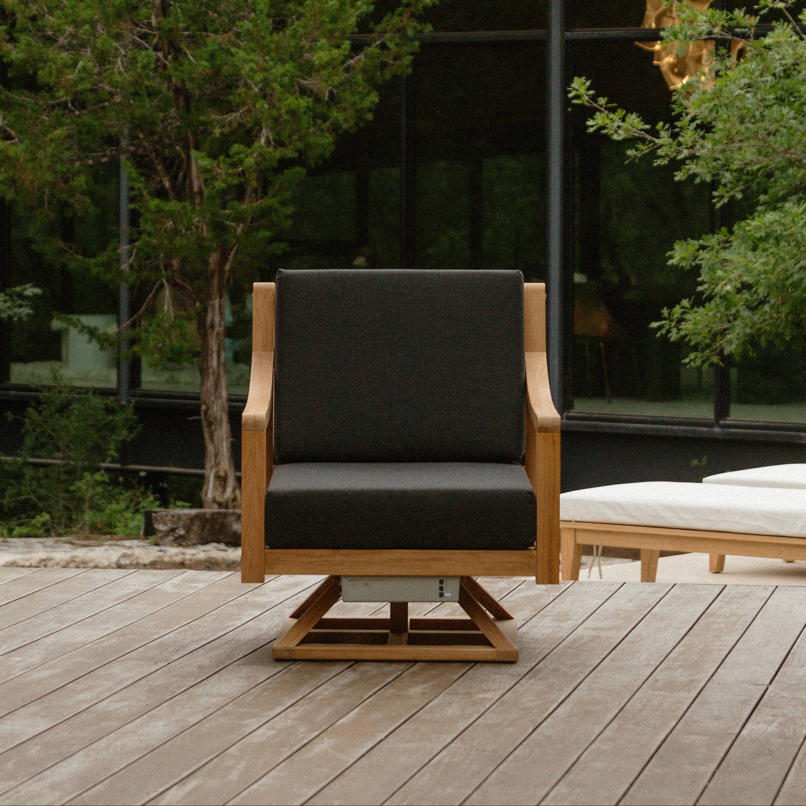 Heated Outdoor Teak Swivel Chair 