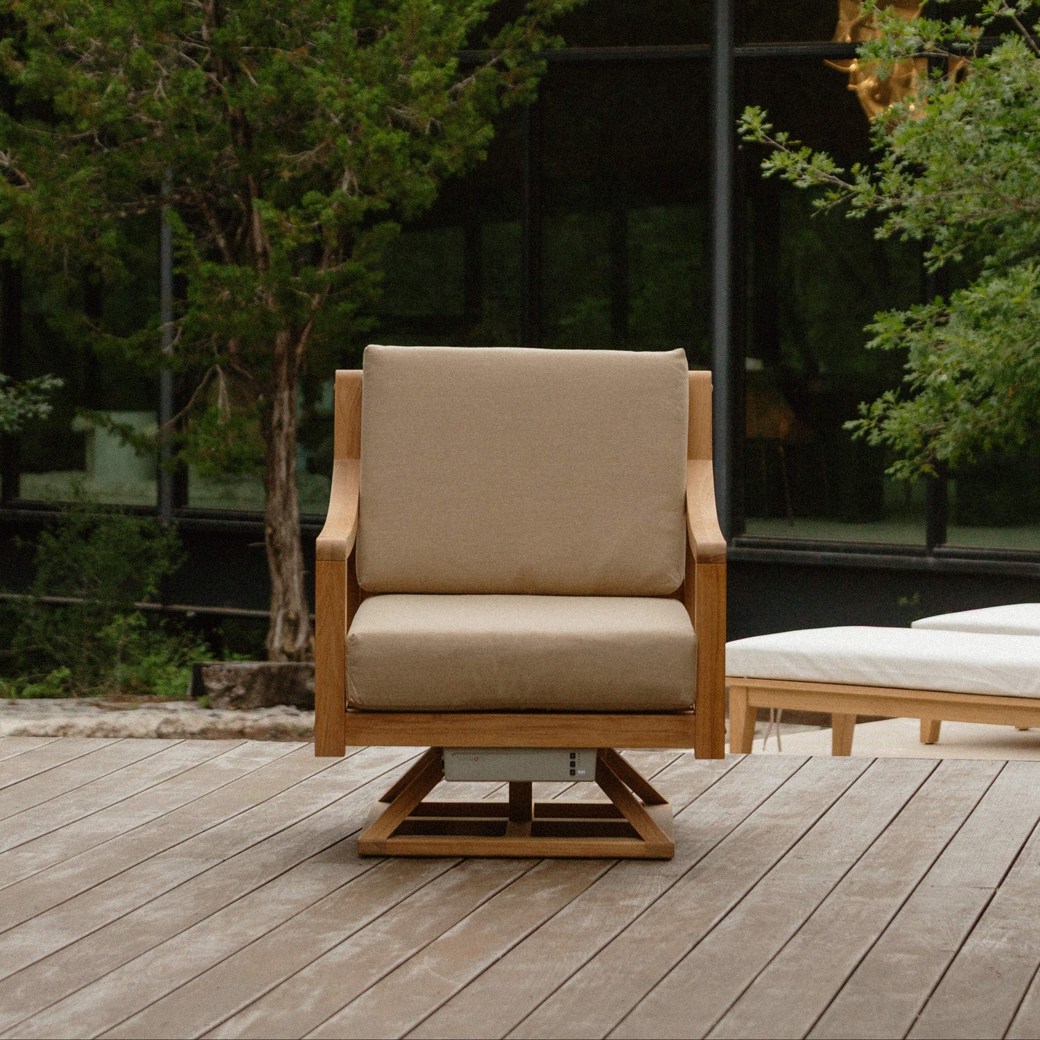 Heated Outdoor Teak Swivel Chair 